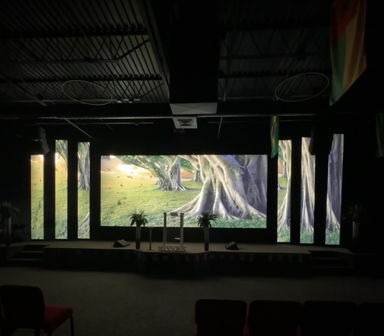 LED Commercial